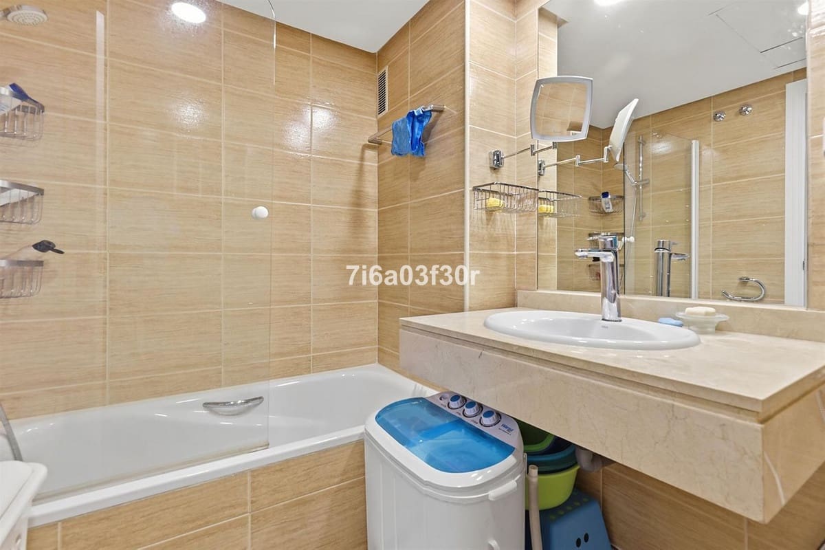 2 bedroom Apartment for sale in Puerto Banus with pool garage - € 515,000 (Ref: 9998094)