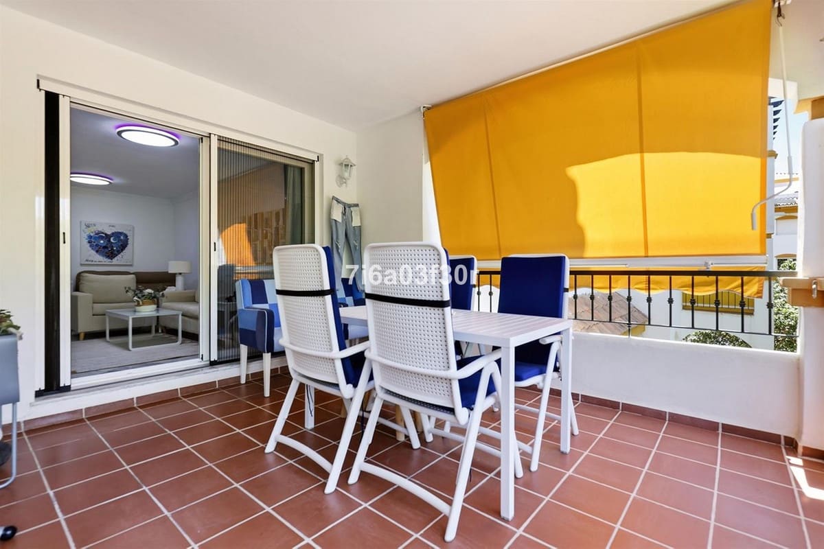 2 bedroom Apartment for sale in Puerto Banus with pool garage - € 515,000 (Ref: 9998094)