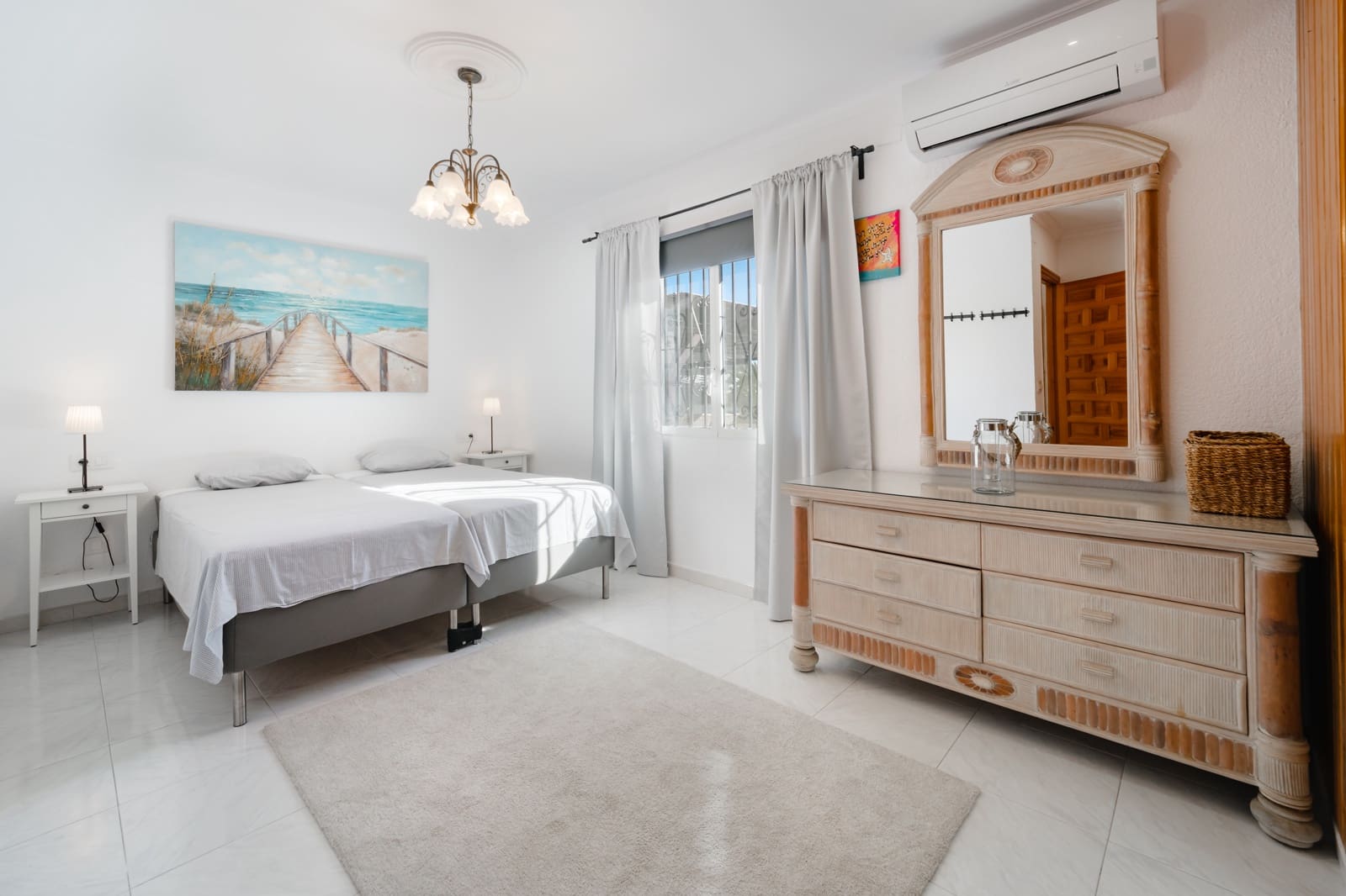 5 bedroom Villa for rent in Javea / Xabia with pool garage - € 1,800 (Ref: 7574457)