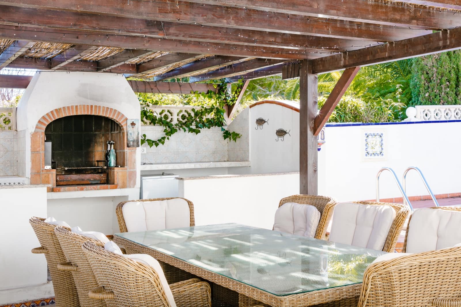 5 bedroom Villa for rent in Javea / Xabia with pool garage - € 1,800 (Ref: 7574457)