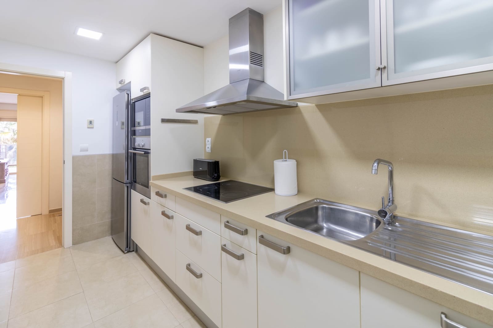 3 Zimmer Apartment zu vermieten in Arenal mit Pool Garage - 1.700 € (Ref: 8240468)