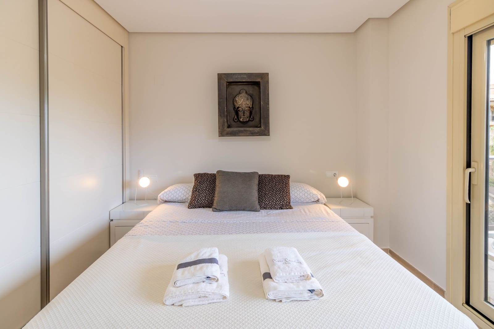 3 Zimmer Apartment zu vermieten in Arenal mit Pool Garage - 1.700 € (Ref: 8240468)