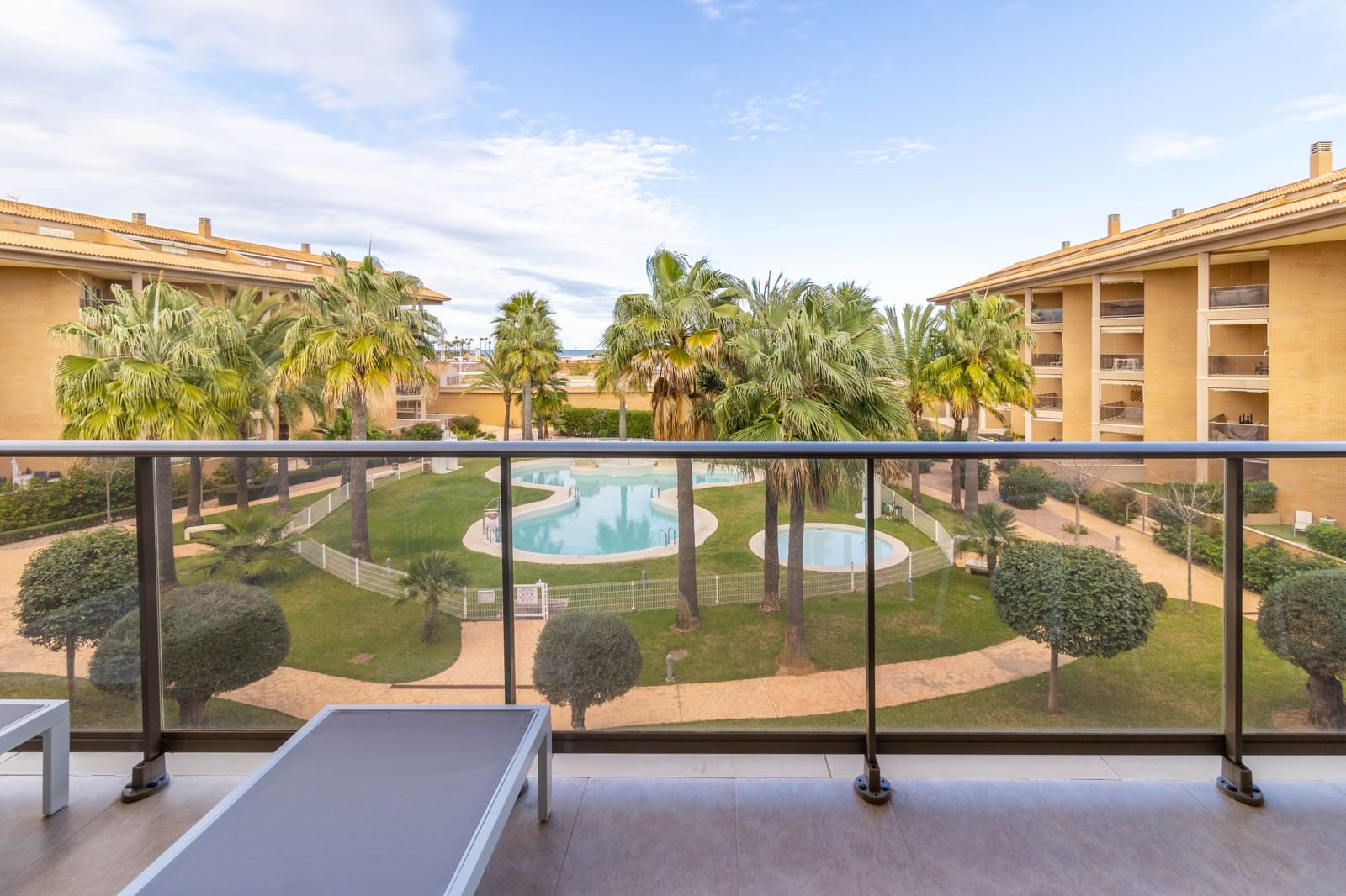 3 Zimmer Apartment zu vermieten in Arenal mit Pool Garage - 1.700 € (Ref: 8240468)