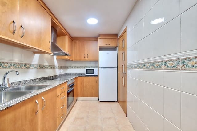 Ático de 2 habitaciones en Javea / Xàbia en alquiler con piscina garaje - 950 € (Ref: 8277245)