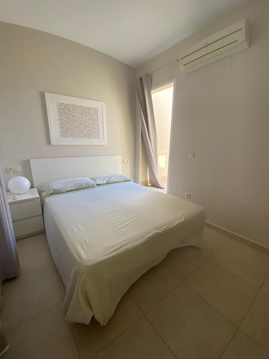 Ático de 3 habitaciones en Javea / Xàbia en alquiler con piscina garaje - 1.050 € (Ref: 8826175)