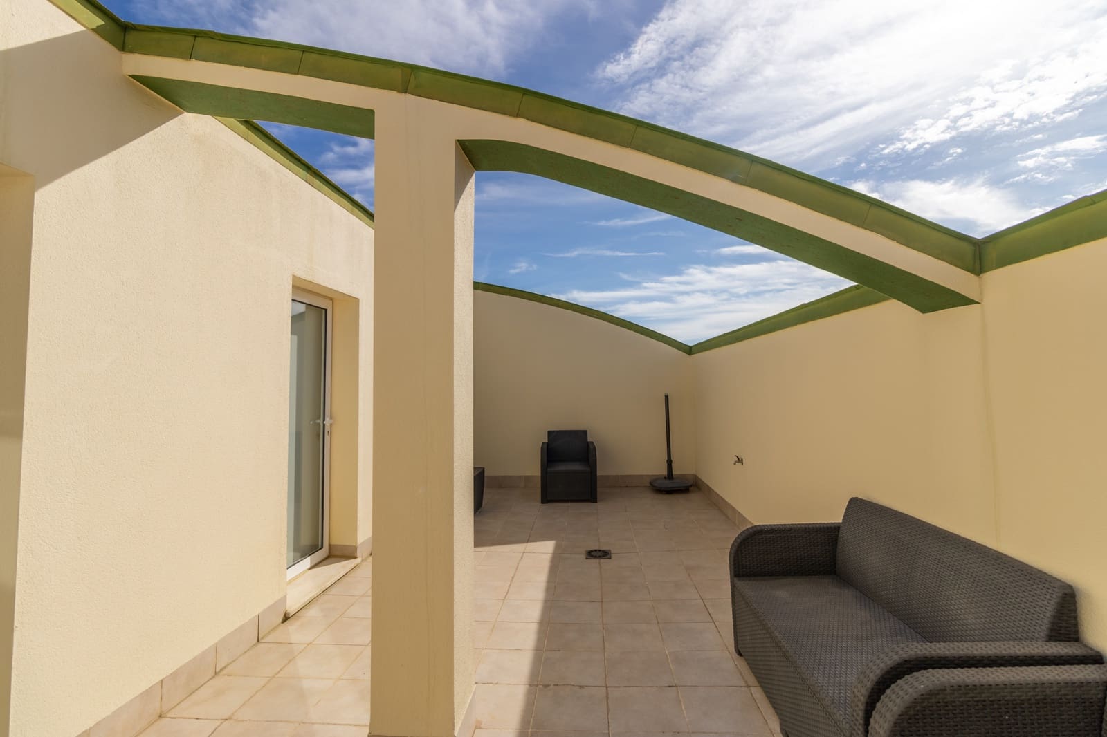 3 bedroom Penthouse for rent in Javea / Xabia with pool garage - € 1,050 (Ref: 8826175)