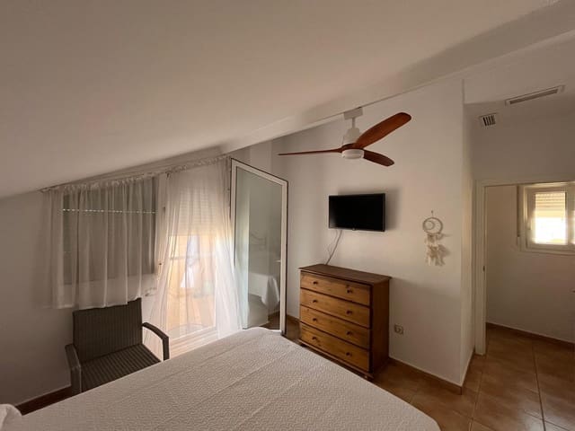 2 quarto Penthouse para arrendar em Javea / Xàbia com piscina garagem - 950 € (Ref: 8830195)