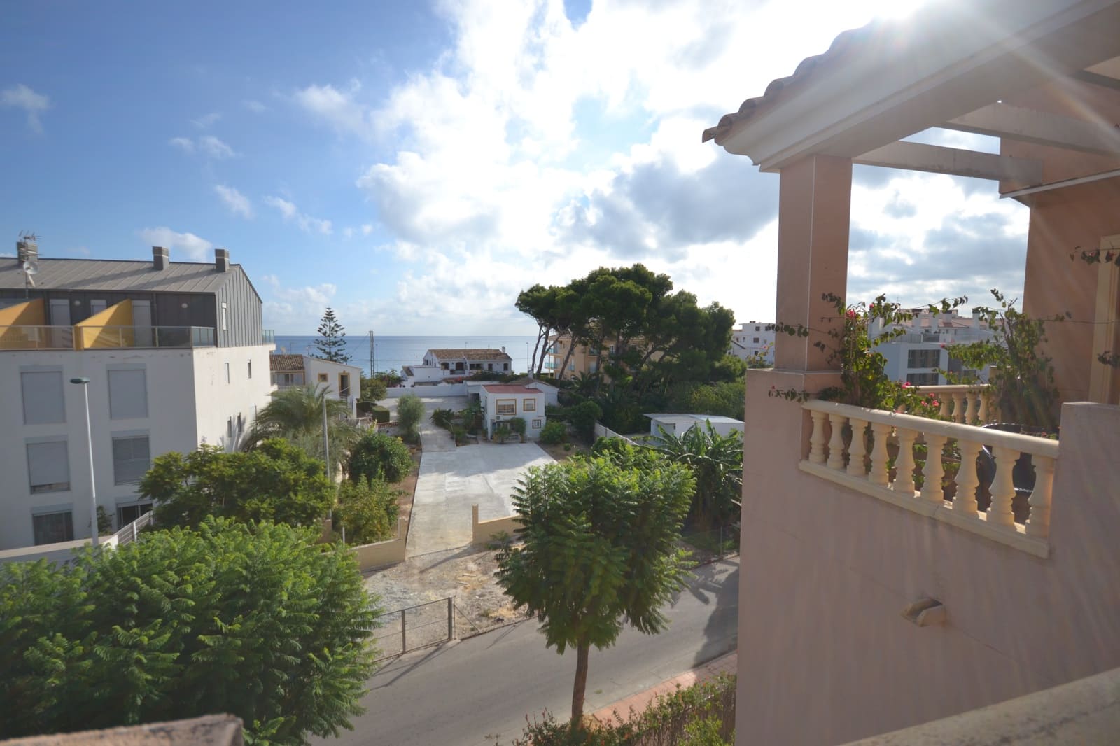 2 Zimmer Penthouse zu vermieten in Javea / Xabia mit Pool Garage - 950 € (Ref: 8830195)