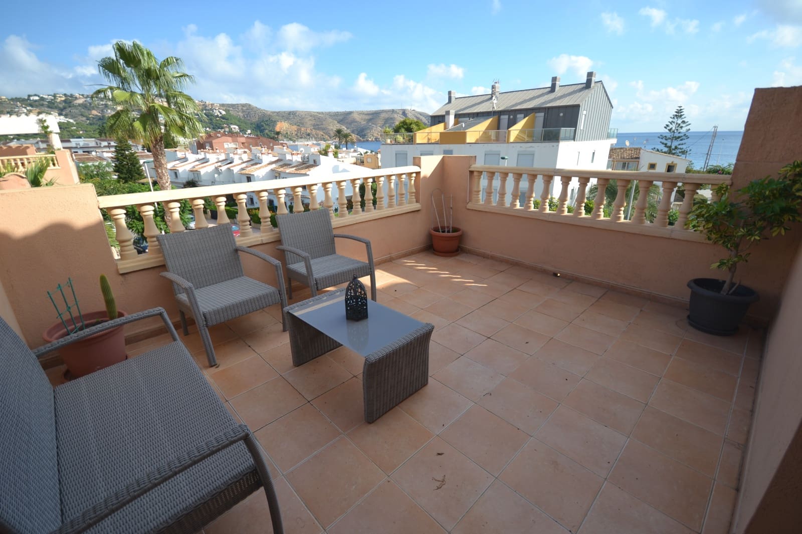 2 Zimmer Penthouse zu vermieten in Javea / Xabia mit Pool Garage - 950 € (Ref: 8830195)