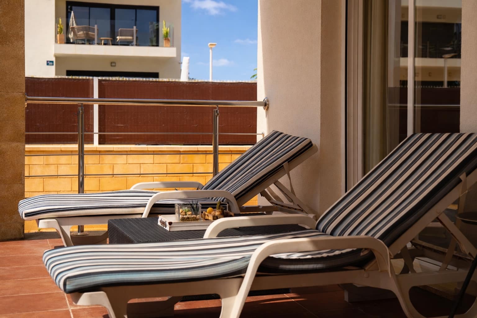 3 sypialnia Apartament do wynajęcia w Javea / Xabia z basenem garażem - 850 € (Ref: 8901271)