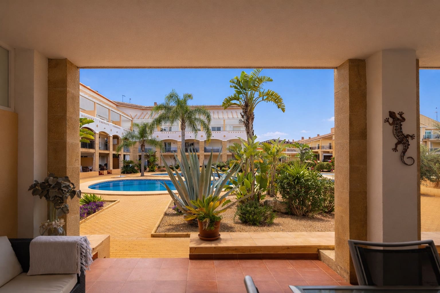 3 sypialnia Apartament do wynajęcia w Javea / Xabia z basenem garażem - 850 € (Ref: 8901271)