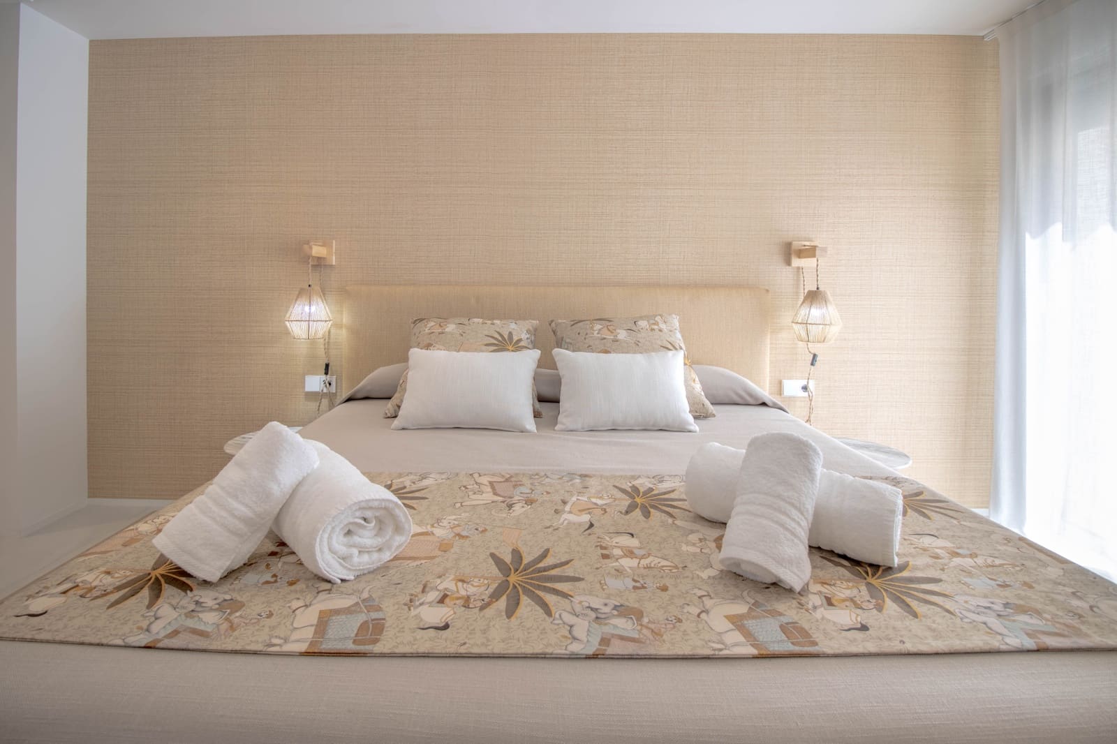 3 bedroom Apartment for rent in Javea / Xabia with pool garage - € 1,950 (Ref: 8942088)