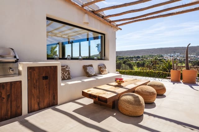 6 bedroom Townhouse for holiday rental in Partides comunes - Adsubia, Javea / Xàbia with pool garage - € 4,000 (Ref: 9341602)