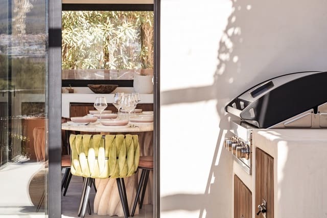 6 bedroom Townhouse for holiday rental in Partides comunes - Adsubia, Javea / Xàbia with pool garage - € 4,000 (Ref: 9341602)