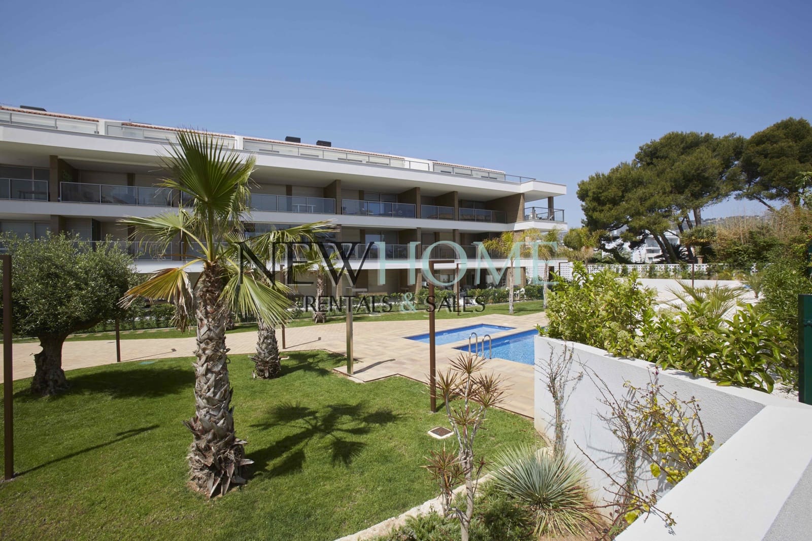 3 bedroom Penthouse for rent in Javea / Xabia with pool garage - € 1,900 (Ref: 9558861)