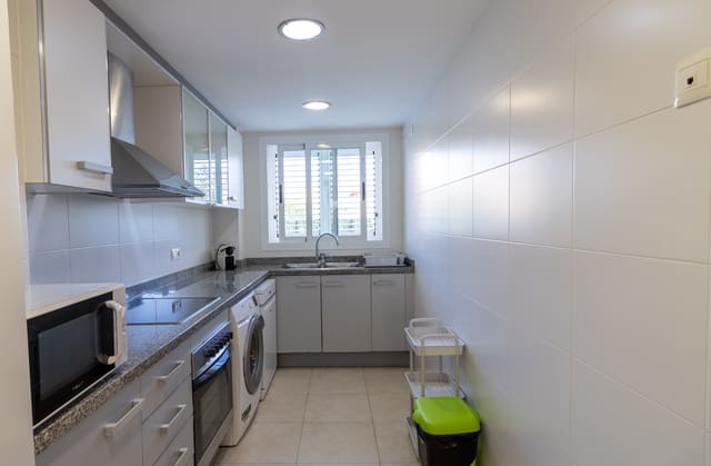 3 quarto Apartamento para arrendar em Montañar - El Arenal, Javea / Xàbia com piscina - 950 € (Ref: 9691597)