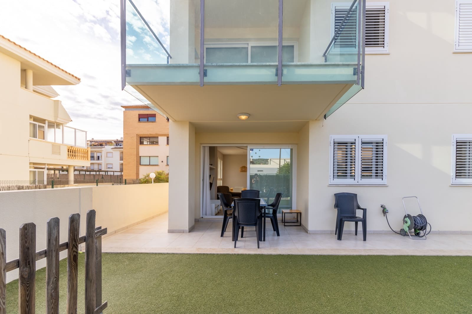 3 quarto Apartamento para arrendar em Javea / Xabia com piscina - 950 € (Ref: 9691597)