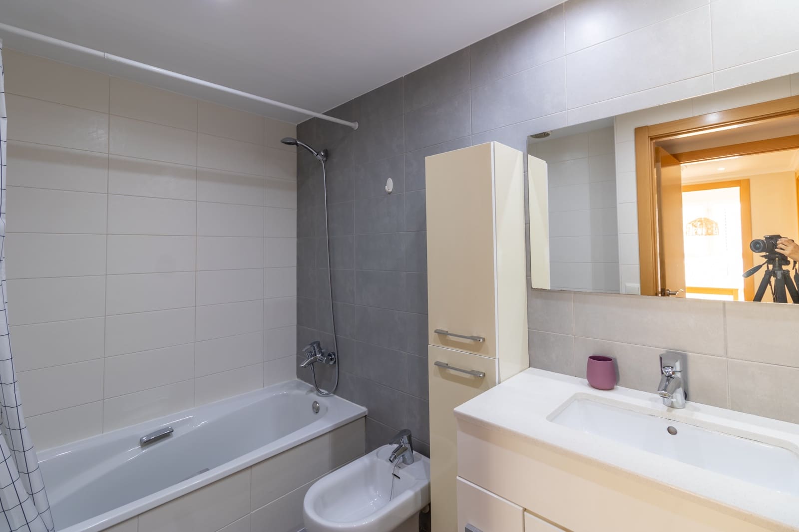 3 quarto Apartamento para arrendar em Javea / Xabia com piscina - 950 € (Ref: 9691597)