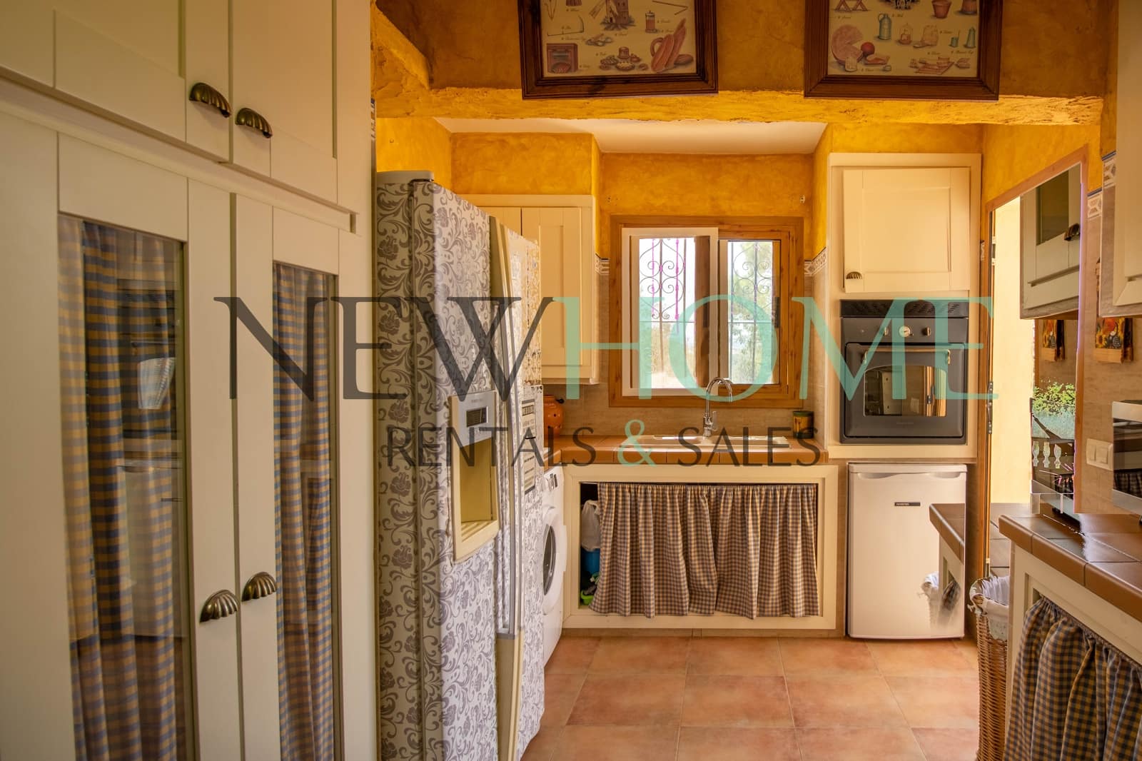 3 soveværelse Villa til leje i Javea / Xabia med swimmingpool - € 2.300 (Ref: 9709030)