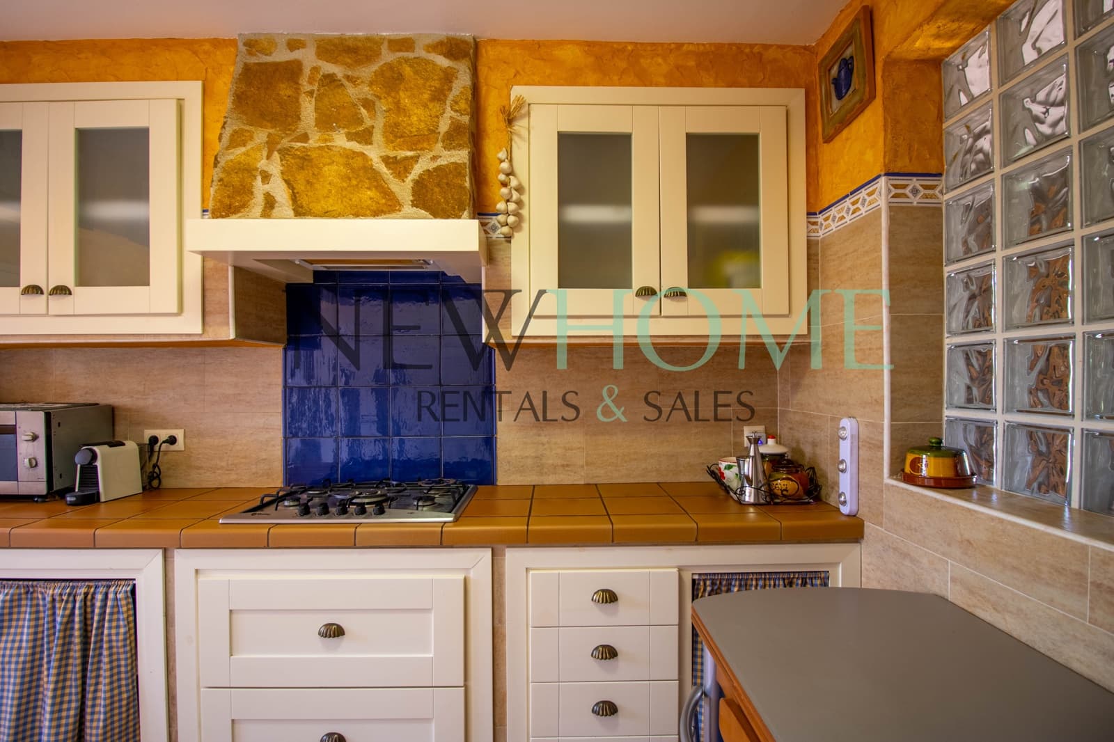 3 soveværelse Villa til leje i Javea / Xabia med swimmingpool - € 2.300 (Ref: 9709030)