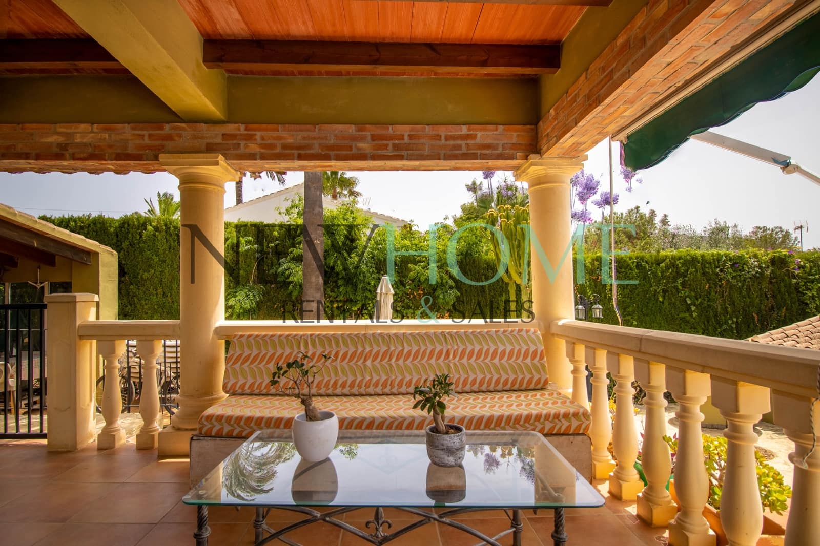 3 soveværelse Villa til leje i Javea / Xabia med swimmingpool - € 2.300 (Ref: 9709030)