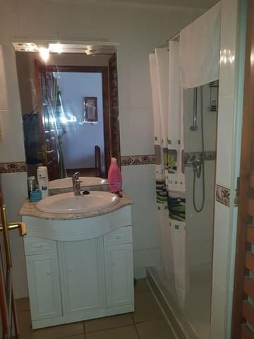 Studio do wynajęcia w Los Cristianos, Arona z basenem garażem - 1 200 € (Ref: 4292488)