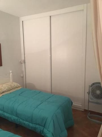 Studio do wynajęcia w Los Cristianos, Arona z basenem garażem - 1 200 € (Ref: 4292488)