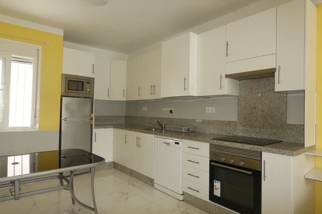 2 sovrum Lägenhet att hyra i Torviscas Centro y Alto, Adeje med pool garage - 1 400 € (Ref: 5545164)