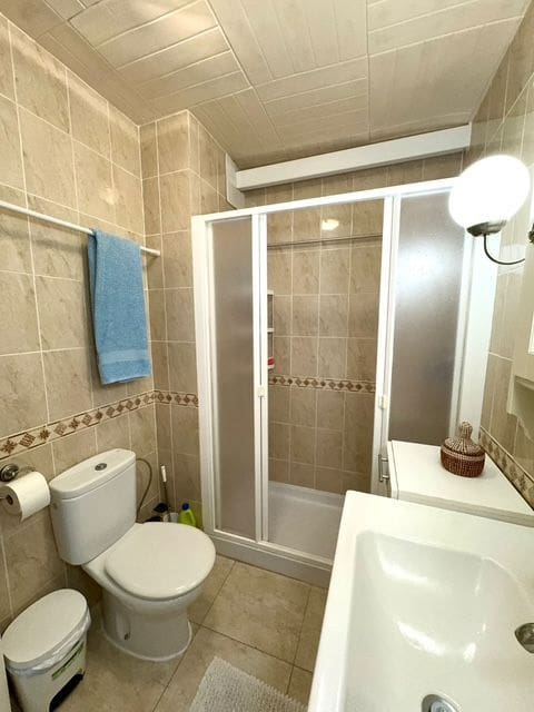 1 soveværelse Lejlighed til leje i Los Cristianos med swimmingpool garage - € 1.250 (Ref: 5784900)