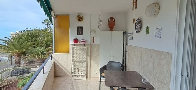 1 soveværelse Lejlighed til leje i Los Cristianos med swimmingpool garage - € 1.250 (Ref: 5784900)