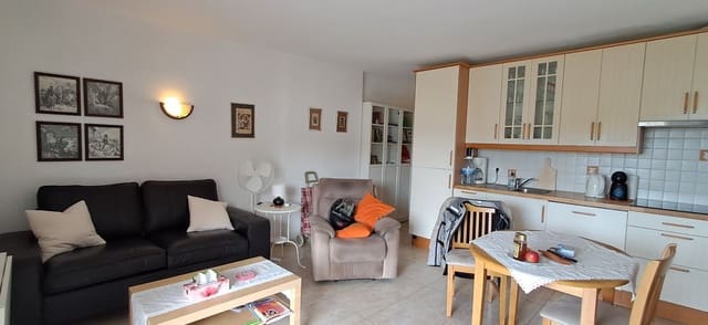 1 soveværelse Lejlighed til leje i Los Cristianos, Arona med swimmingpool garage - € 1.250 (Ref: 5784900)