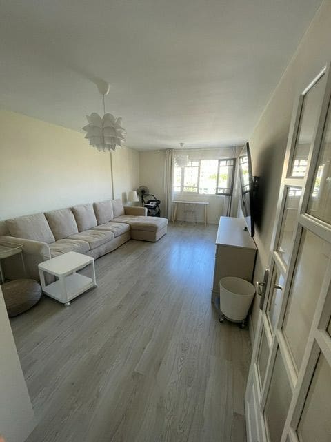 2 bedroom Apartment for rent in Arona - € 1,500 (Ref: 5784903)