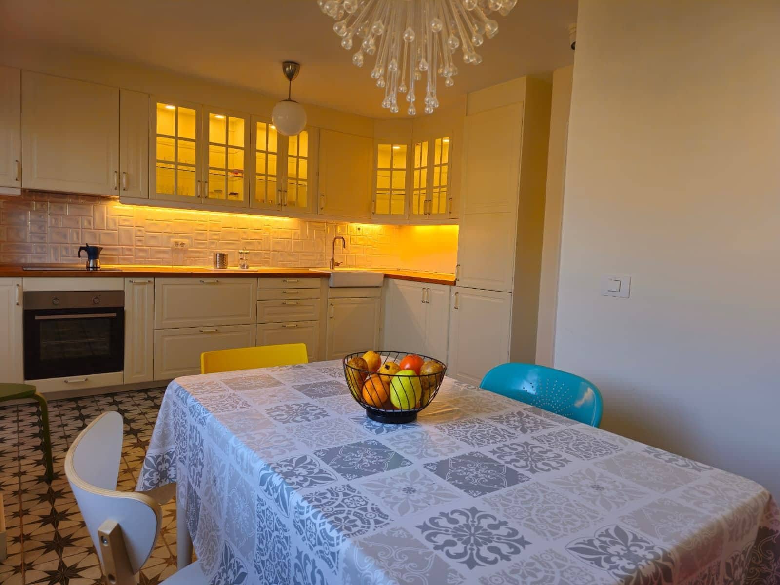 2 bedroom Apartment for rent in Arona - € 1,500 (Ref: 5784903)
