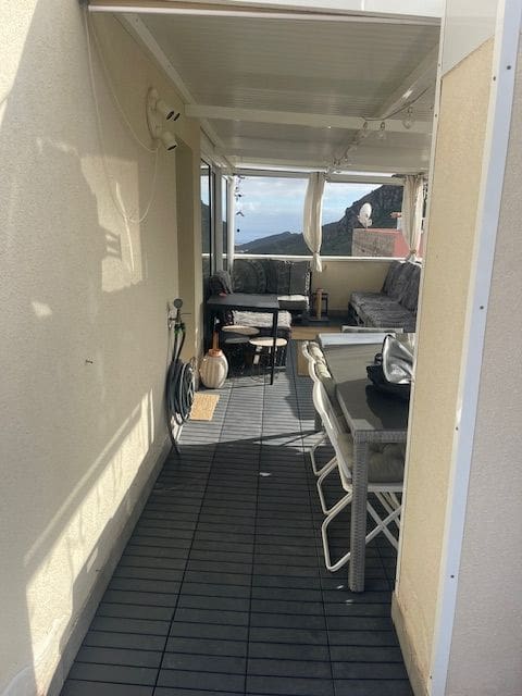 2 bedroom Penthouse for rent in Cabo Blanco with pool - € 1,000 (Ref: 5844052)