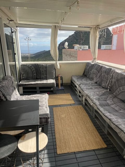 2 bedroom Penthouse for rent in Cabo Blanco with pool - € 1,000 (Ref: 5844052)