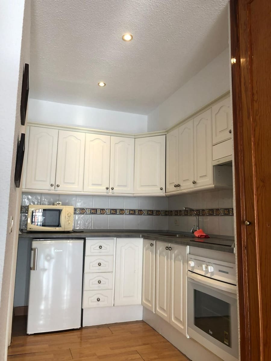 Estudio en Los Cristianos en alquiler con piscina - 1.000 € (Ref: 5844052)