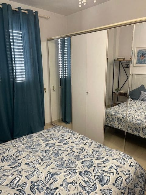 2 bedroom Flat for rent in Los Cristianos - € 1,200 (Ref: 5871039)