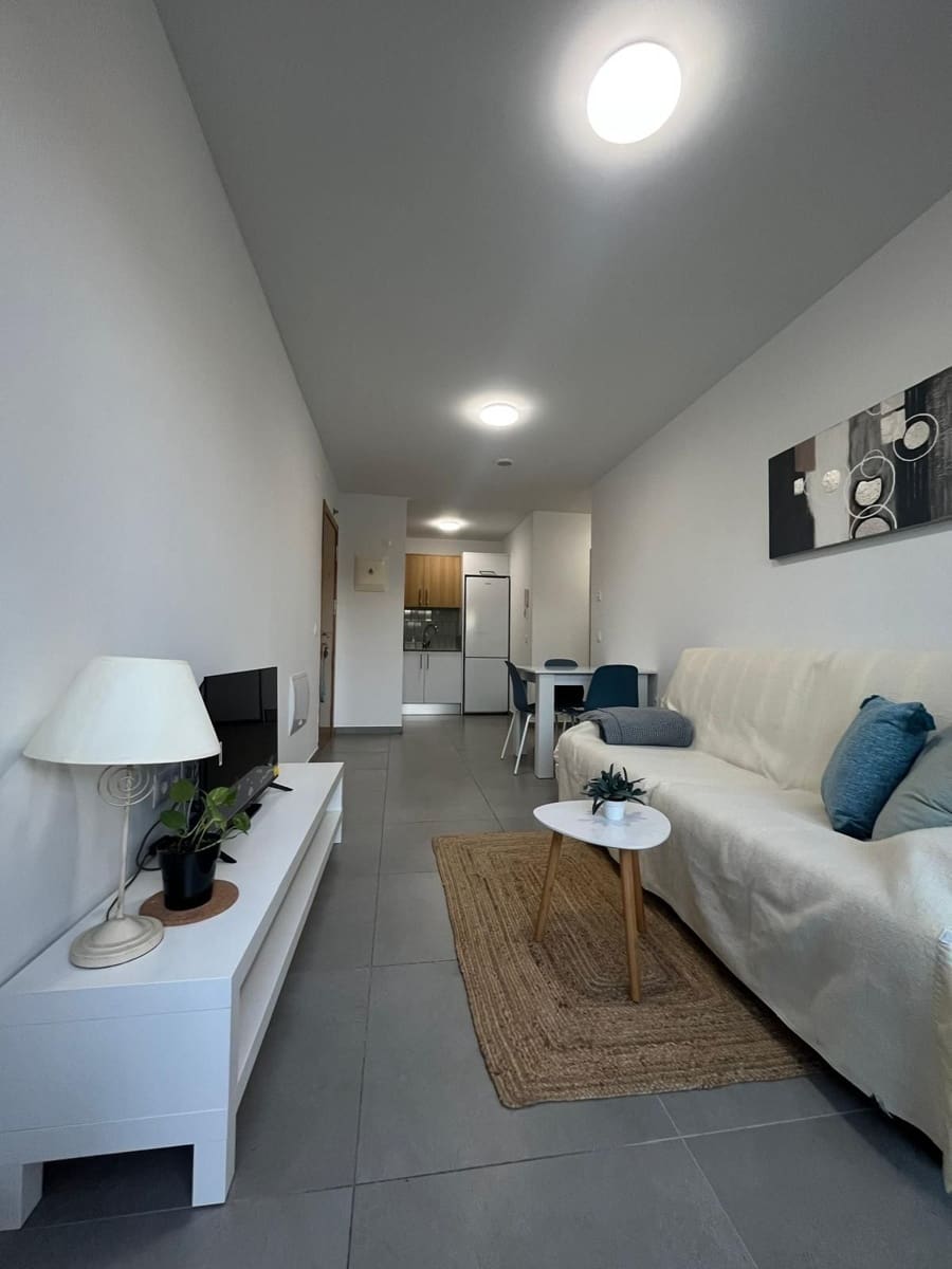 1 slaapkamer Appartement te huur in Cabo Blanco met garage - € 1.200 (Ref: 5888196)