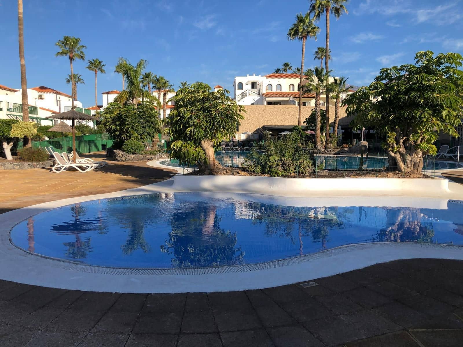 Maison de Ville de 3 chambres à louer à Golf del Sur avec piscine garage - 1 800 € (Ref: 5999541)