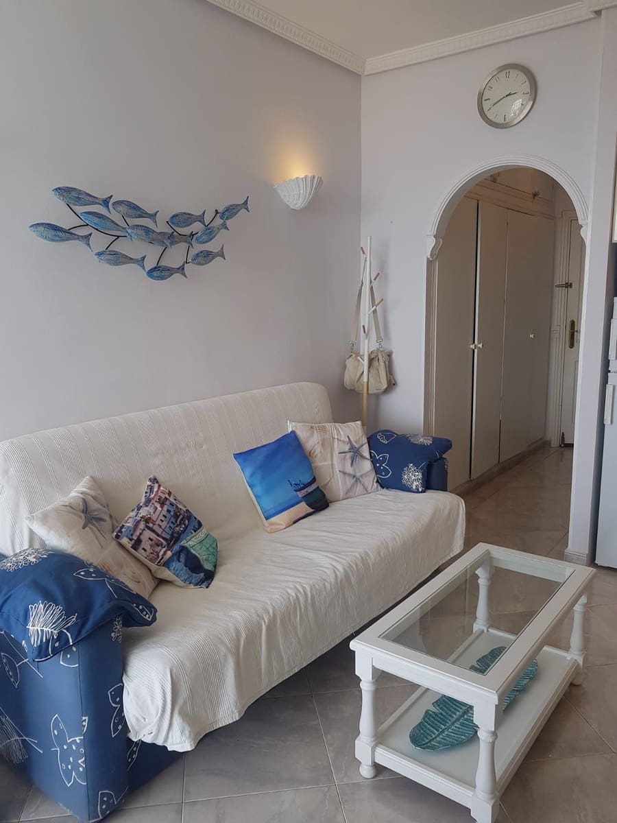 1 makuuhuone Huoneisto vuokrattavana paikassa Los Cristianos - 1 400 € (Ref: 6033236)