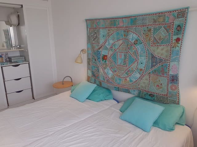 1 soveværelse Lejlighed til leje i Los Cristianos, Arona - € 1.400 (Ref: 6033236)