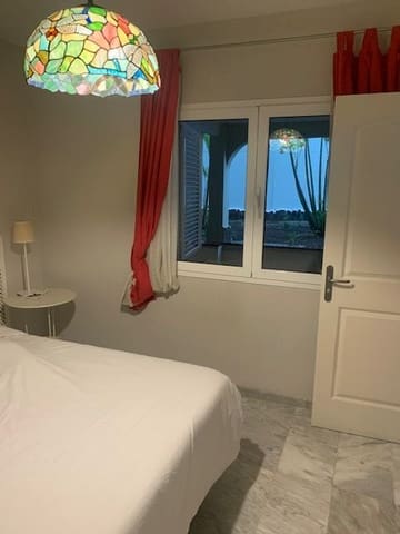 1 soveværelse Lejlighed til leje i Los Cristianos, Arona med swimmingpool - € 1.300 (Ref: 6226580)