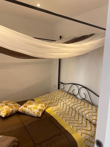 Studio for rent in Los Cristianos, Arona with pool - € 1,100 (Ref: 6721899)