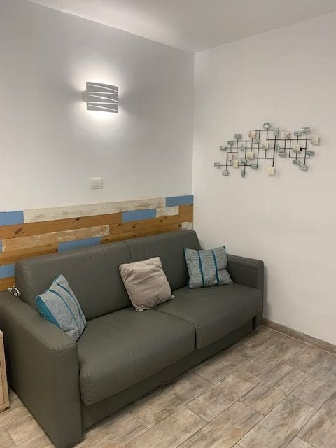 Studio att hyra i Arona med pool garage - 1 400 € (Ref: 6855645)