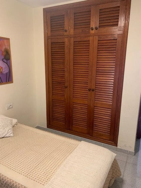 2 slaapkamer Appartement te huur in El Medano met garage - € 1.000 (Ref: 7160269)