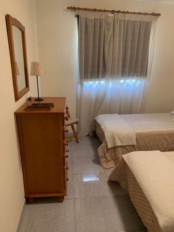 Apartamento de 2 habitaciones en El Medano, Granadilla de Abona en alquiler con garaje - 1.000 € (Ref: 7160269)