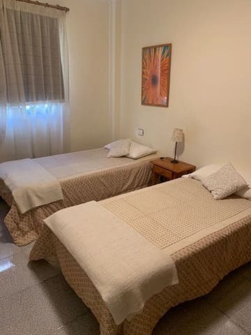 Apartamento de 2 habitaciones en El Medano, Granadilla de Abona en alquiler con garaje - 1.000 € (Ref: 7160269)