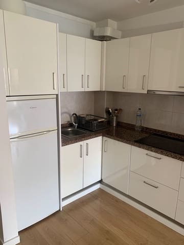 1 sypialnia Apartament do wynajęcia w Los Cristianos, Arona - 1 400 € (Ref: 7211472)