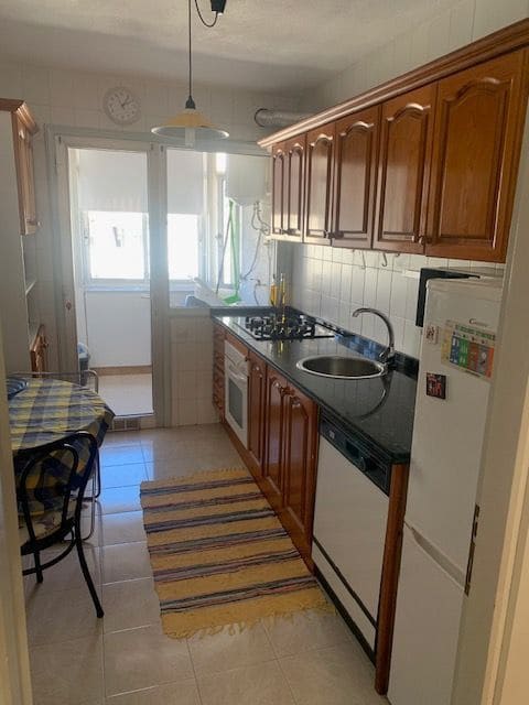 2 sovrum Lägenhet att hyra i Los Cristianos med pool - 1 600 € (Ref: 7479779)