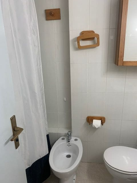 2 sovrum Lägenhet att hyra i Los Cristianos med pool - 1 600 € (Ref: 7479779)